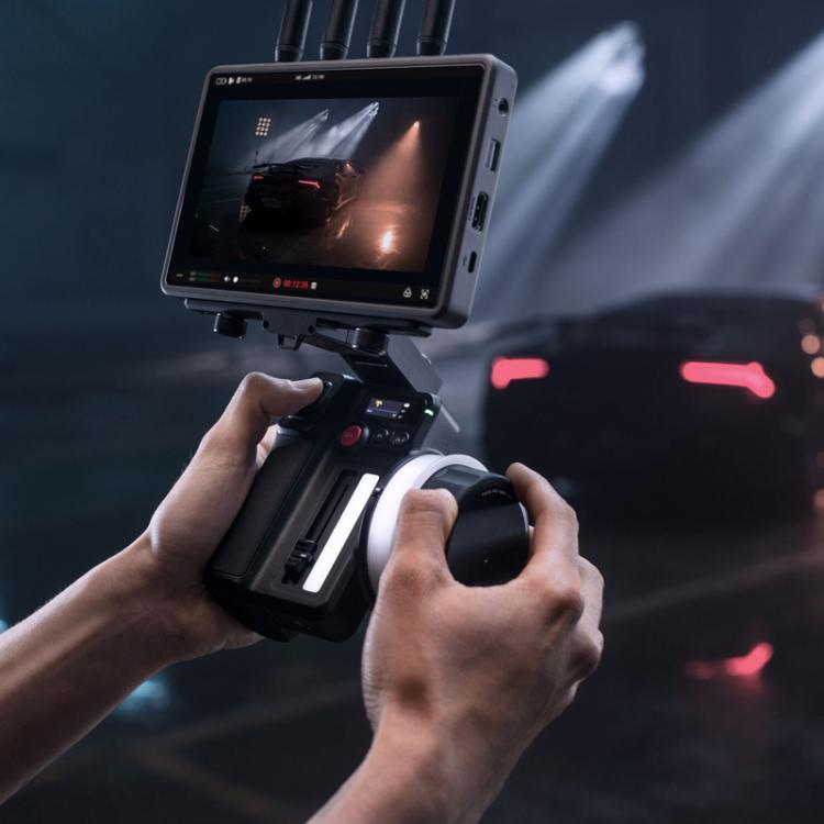 La unidad de mano Original Focus Pro admite comunicación inalámbrica con el motor Focus Pro — imagen 5