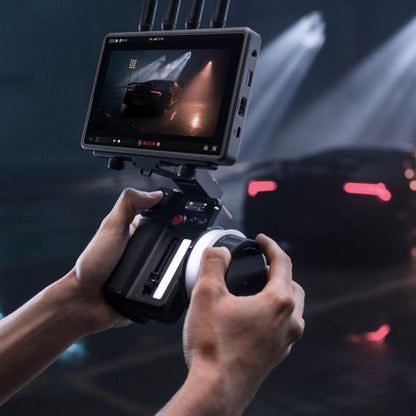 La unidad de mano Original Focus Pro admite comunicación inalámbrica con el motor Focus Pro — imagen 5